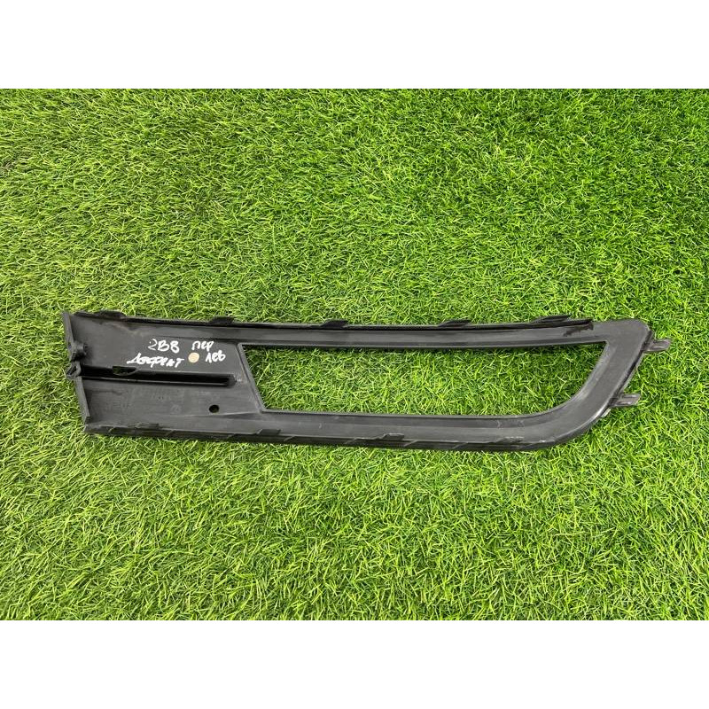 Накладка противотуманной фары (кузов и элементы) Volkswagen Passat B8 2016 2.0 tdi 3G08536659B9