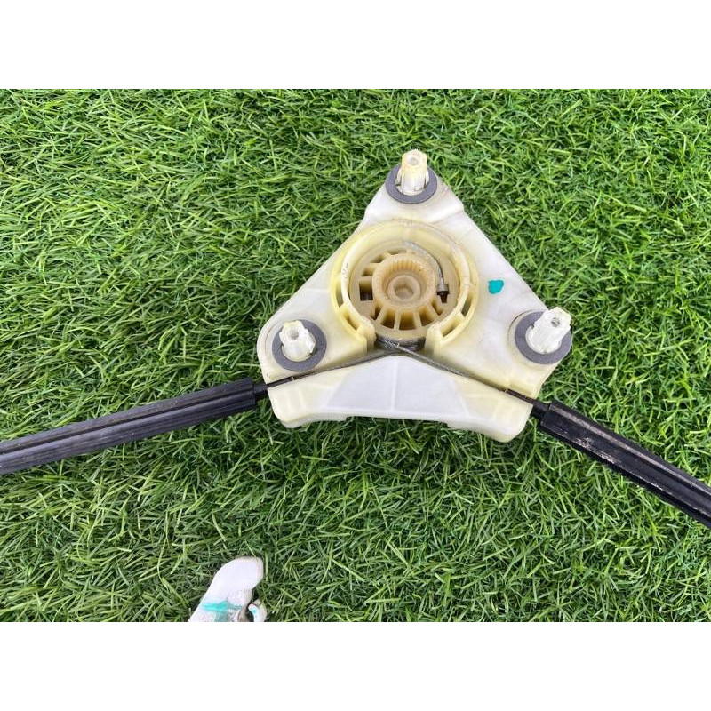 Механізм склопідйомника (кузов і елементи) Volkswagen Amarok 2H 2012 2.0 2H7839402C