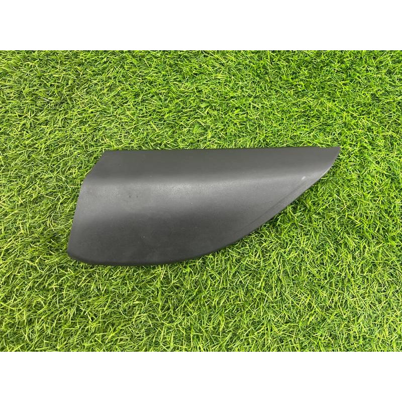 Внутрішній молдинг двері (кутник) (кузов і елементи) Volkswagen Amarok 2H 2012 2.0 2H0837993C9B9