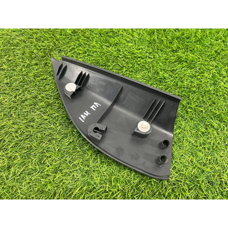 Внутрішній молдинг двері (кутник) (кузов і елементи) Volkswagen Amarok 2H 2012 2.0 2H0837993C9B9