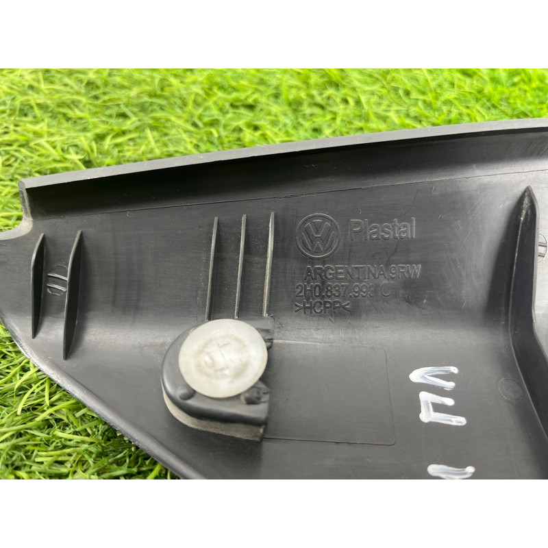 Внутрішній молдинг двері (кутник) (кузов і елементи) Volkswagen Amarok 2H 2012 2.0 2H0837993C9B9