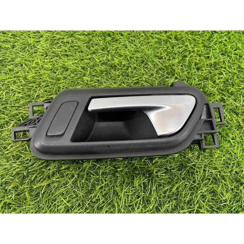 Ручка двери внутренняя (салон) Volkswagen Amarok 2H 2012 2.0 2H0837113DUBN