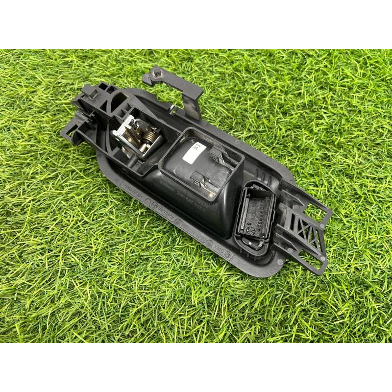 Ручка двери внутренняя (салон) Volkswagen Amarok 2H 2012 2.0 2H0837113DUBN