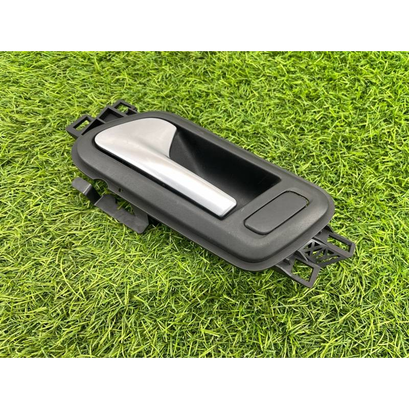 Ручка двери внутренняя (салон) Volkswagen Amarok 2H 2012 2.0 2H0837113DUBN