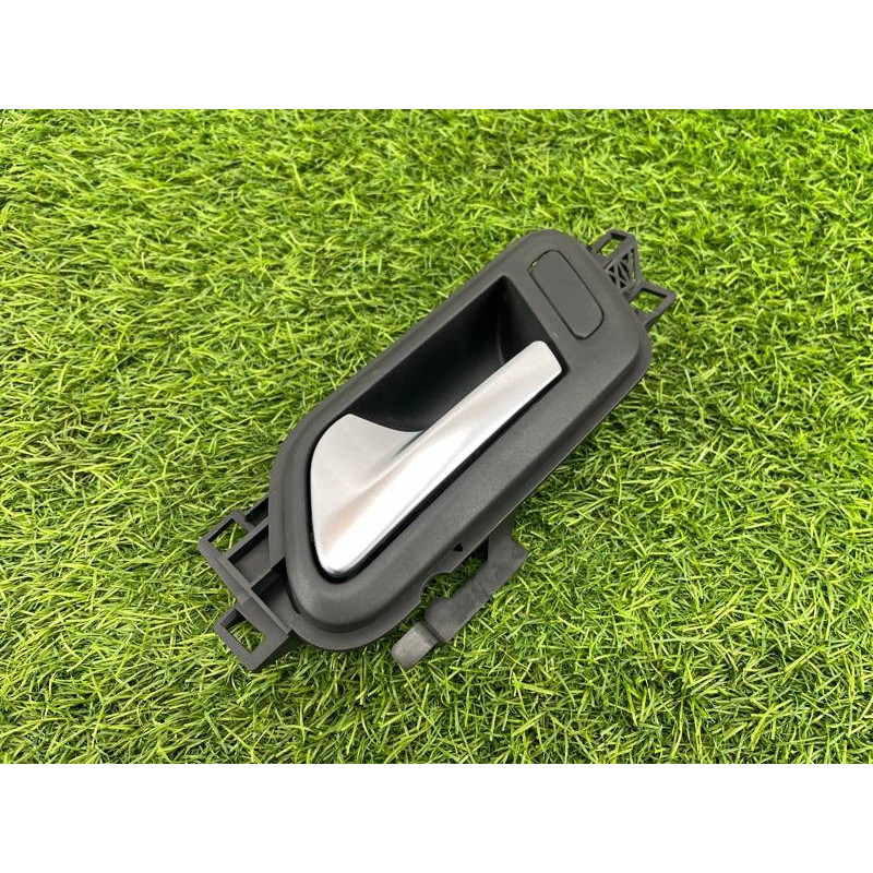 Ручка двери внутренняя (салон) Volkswagen Amarok 2H 2012 2.0 2H0837113DUBN