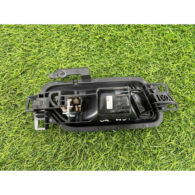 Ручка двери внутренняя (салон) Volkswagen Amarok 2H 2012 2.0 2H0837113DUBN