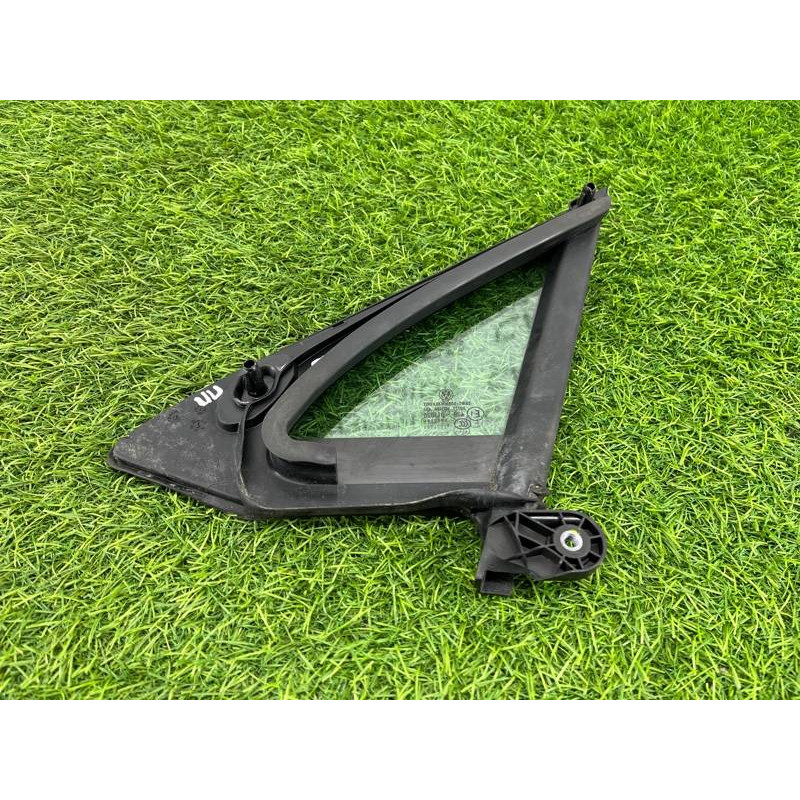 Форточка двери (кузов и элементы) Volkswagen Passat B8 2016 2.0 tdi 3G0845114F