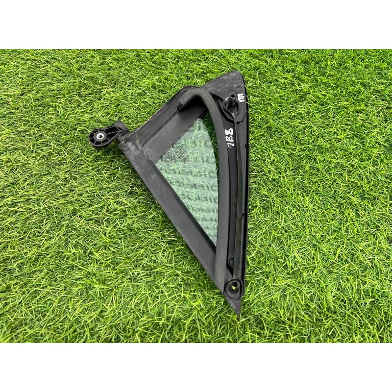 Форточка двери (кузов и элементы) Volkswagen Passat B8 2016 2.0 tdi 3G0845114F