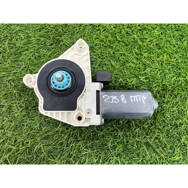 Мотор стеклоподъемника (электрика) Volkswagen Passat B8 2016 2.0 tdi 4K0959802