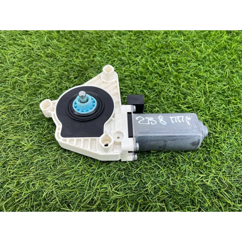 Мотор стеклоподъемника (электрика) Volkswagen Passat B8 2016 2.0 tdi 4K0959802