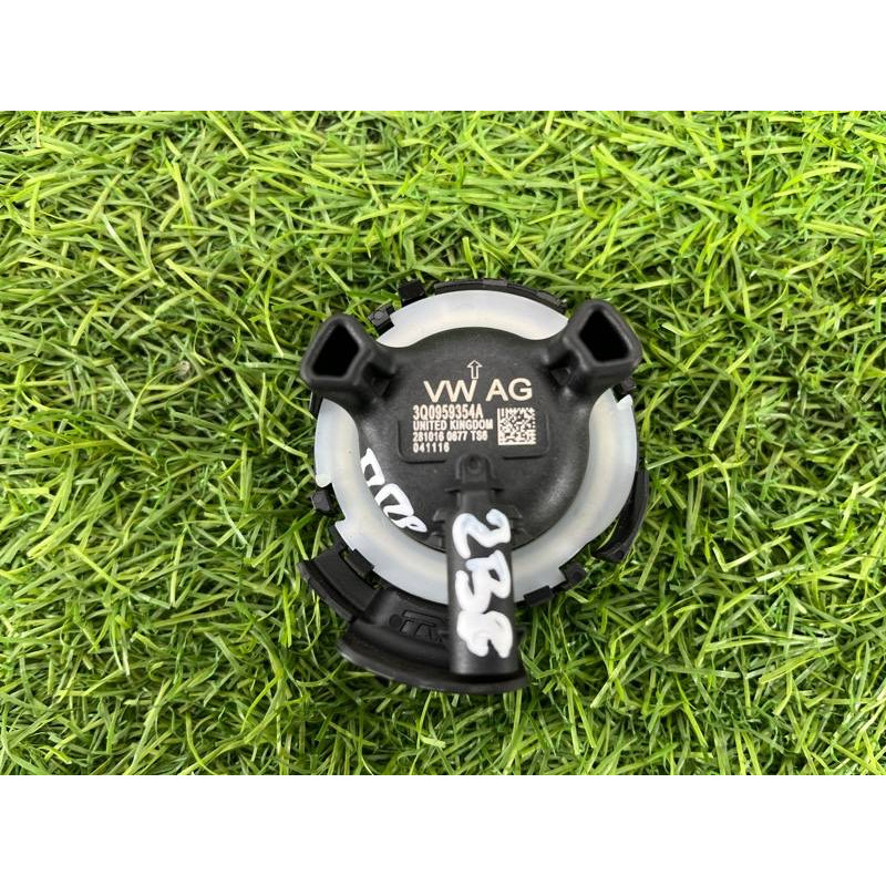 Датчик удара (электрика / датчики) Volkswagen Passat B8 2016 2.0 tdi 3Q0959354A