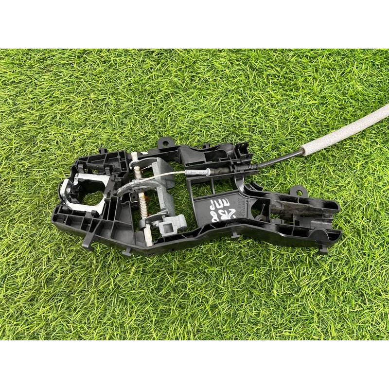 Кронштейн ручки двери (кузов и элементы) Volkswagen Passat B8 2016 2.0 tdi 518837812L