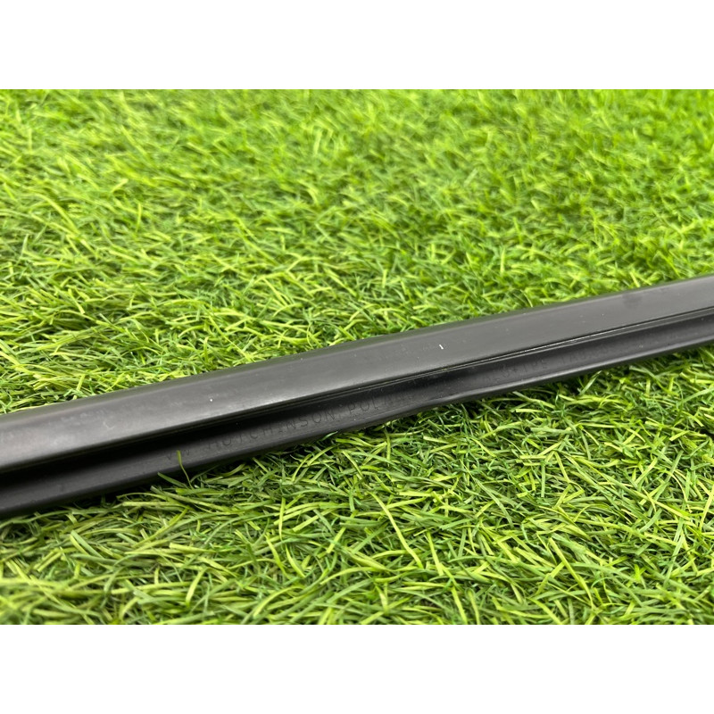 Молдинг стекла (кузов и элементы) Volkswagen Passat B8 2016 2.0 tdi 3G9839478A5AP