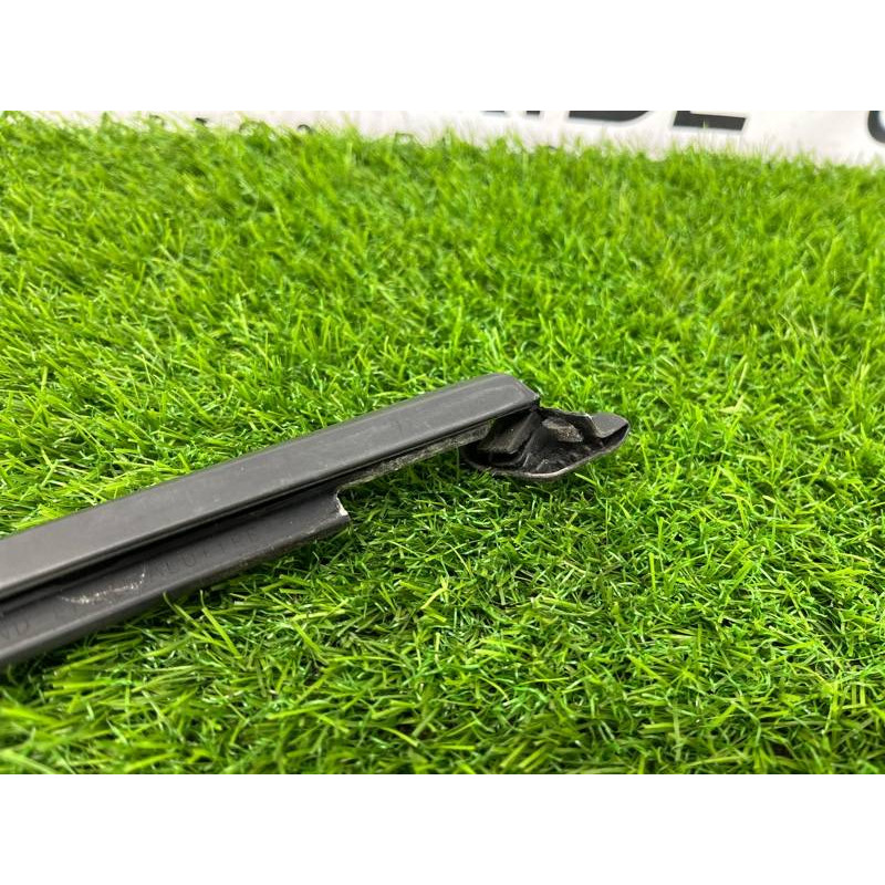 Молдинг стекла (кузов и элементы) Volkswagen Passat B8 2016 2.0 tdi 3G9839478A5AP