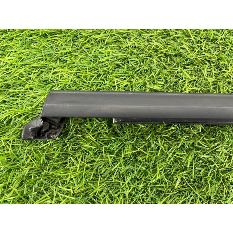 Молдинг стекла (кузов и элементы) Volkswagen Passat B8 2016 2.0 tdi 3G9839477A5AP