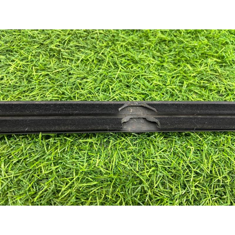 Молдинг стекла (кузов и элементы) Volkswagen Passat B8 2016 2.0 tdi 3G9839477A5AP