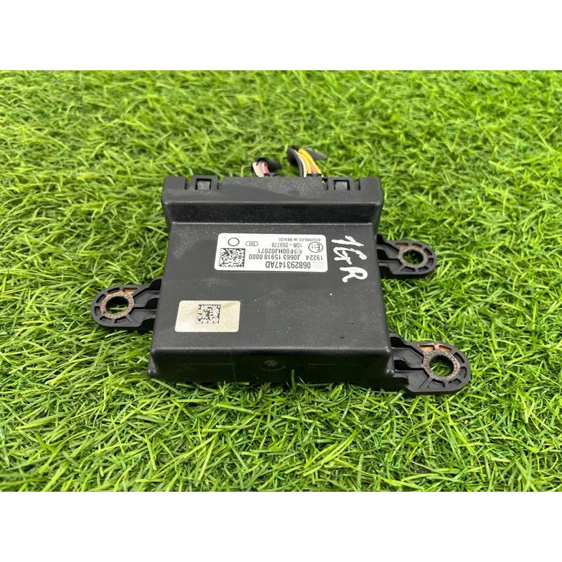 Блок Gateway (электрика / блок управления) Jeep Grand Cherokee WK2 2018 3.6 68400768AA