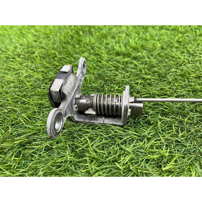 Замок багажника (кузов і елементи) Volkswagen Amarok 2H 2012 2.0 2H5829211D