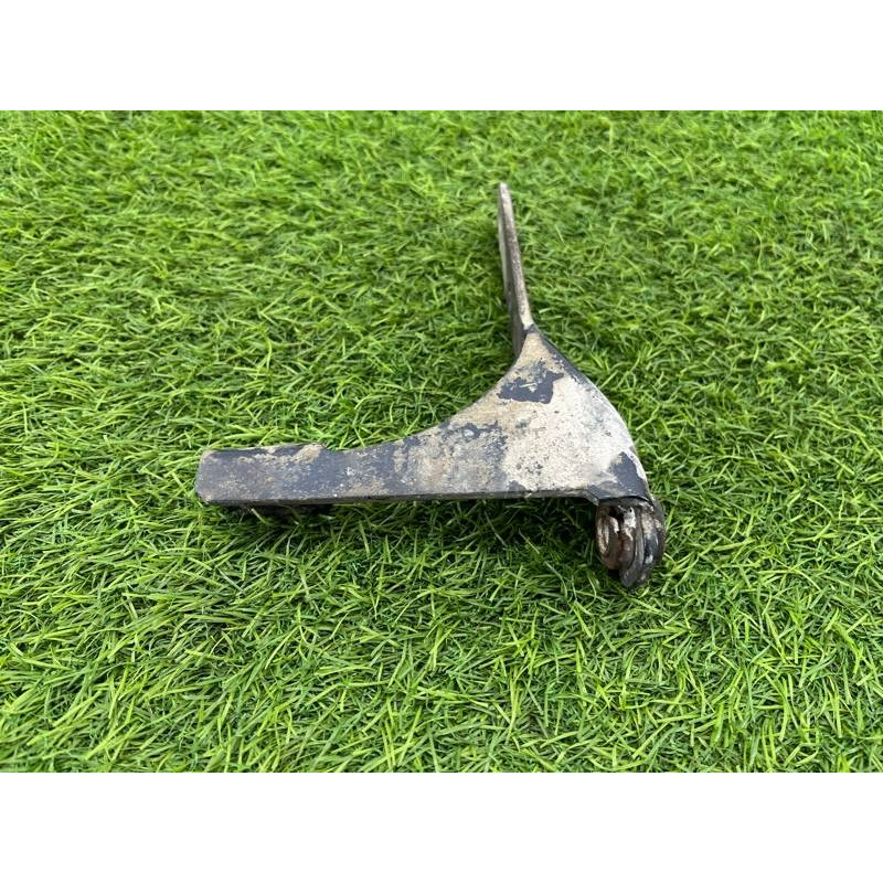 Петля багажника (кузов і елементи) Volkswagen Amarok 2H 2012 2.0 2H5829641C