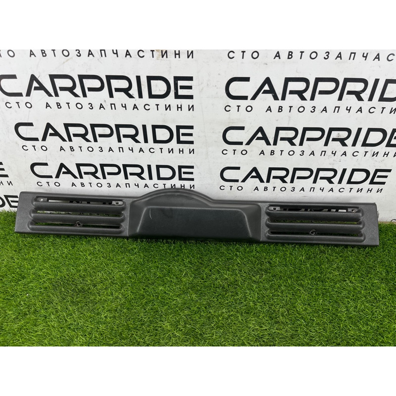 Обшивка крышки багажника (салон) LAND ROVER Range Rover P38 1996 4.6 Lucas btr8592