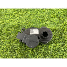 Привод заслонки отопителя