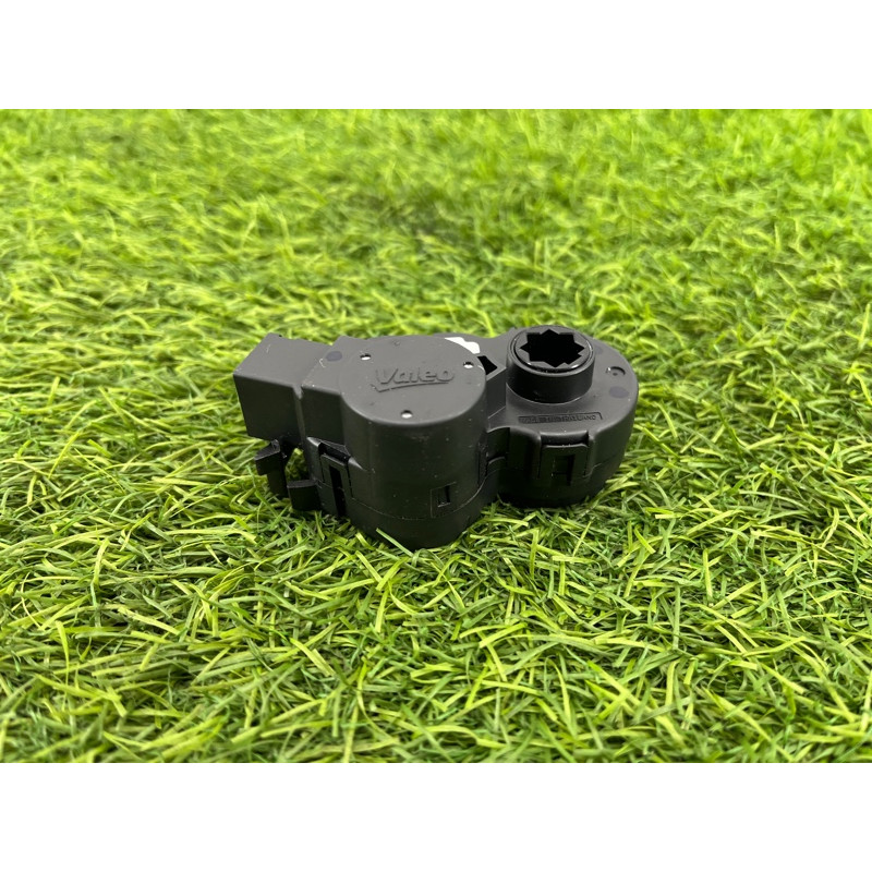 Привод заслонки отопителя (отопление и кондиционирование) Subaru Forester SK 2019 2.5 72131SJ010