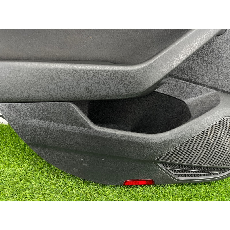 Дверная карта (салон) Volkswagen Passat B8 2016 2.0 tdi 3G9867211ACHQB