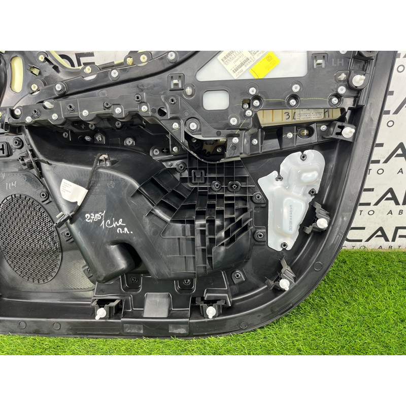 Дверная карта (салон) Jeep Cherokee KL 2014 2.4 1UJ212X9AA