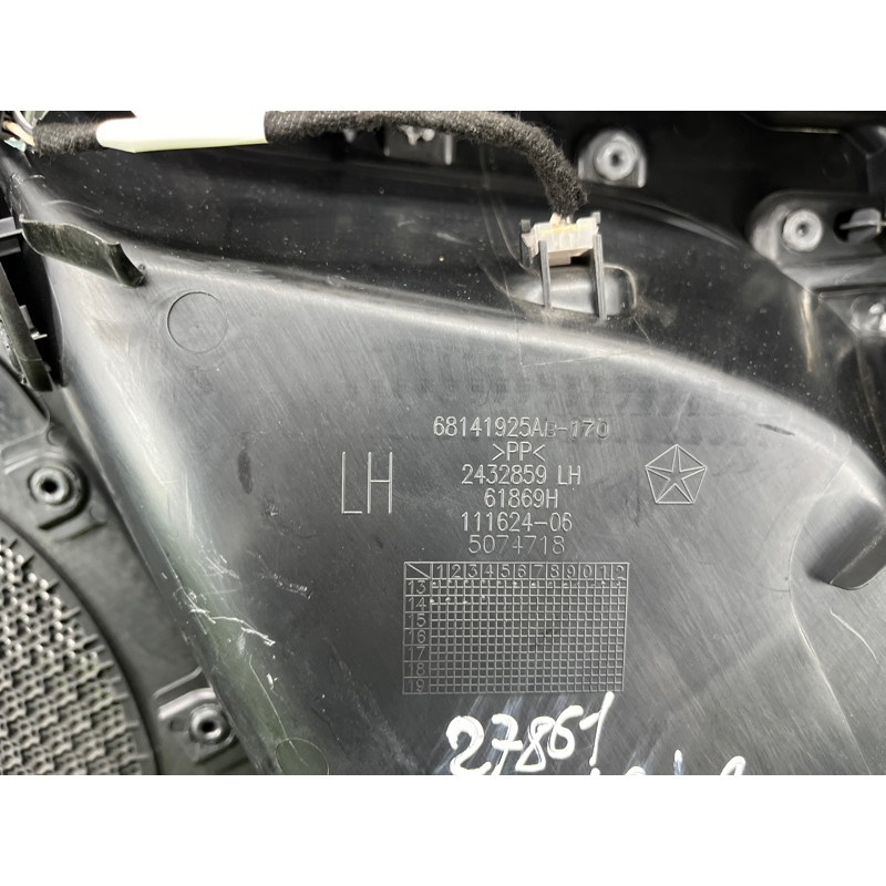 Дверная карта (салон) Jeep Cherokee KL 2014 2.4 1UJ212X9AA