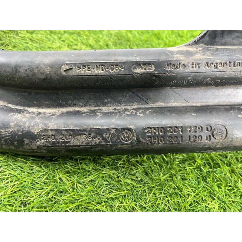 Горловина топливного бака (топливная система) Volkswagen Amarok 2H 2012 2.0 2H0201129B