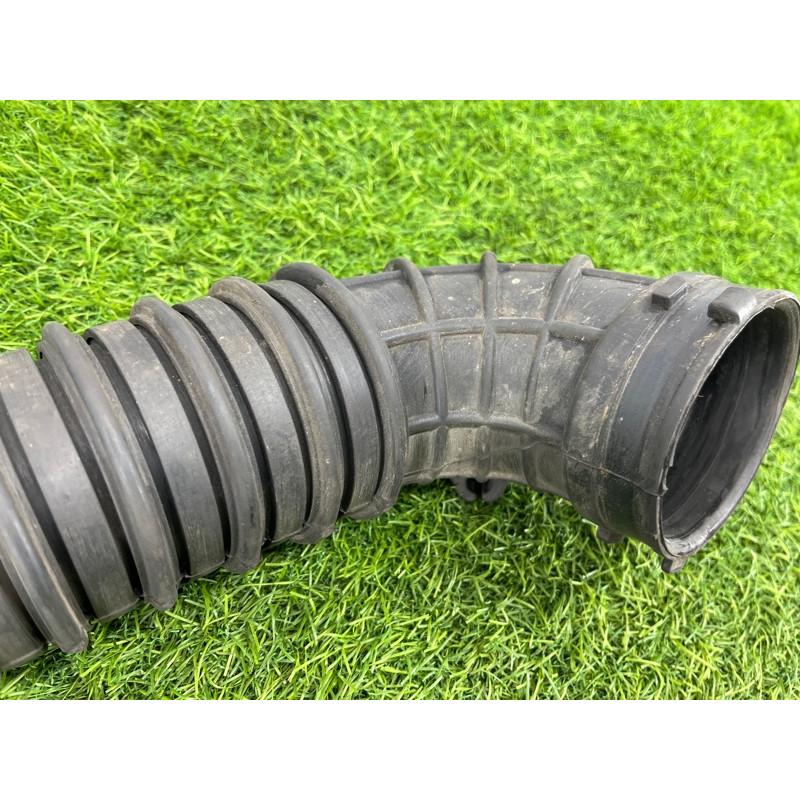 Патрубок воздушного фильтра (впускная система) Volkswagen Amarok 2H 2012 2.0 2H0129615A