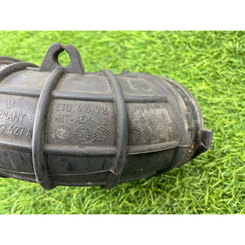 Патрубок воздушного фильтра (впускная система) Volkswagen Amarok 2H 2012 2.0 2H0129615A