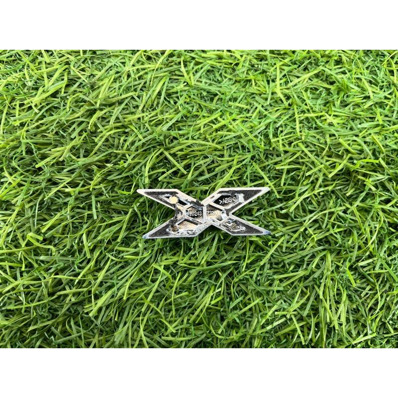 Эмблема (кузов и элементы) Jeep Compass MP 2018 2.4 68243732AA