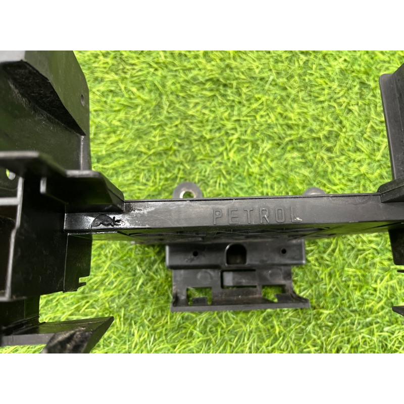 Кронштейн блока управления (кузов и элементы) Mini Cooper R56 R56 2006 12142754241