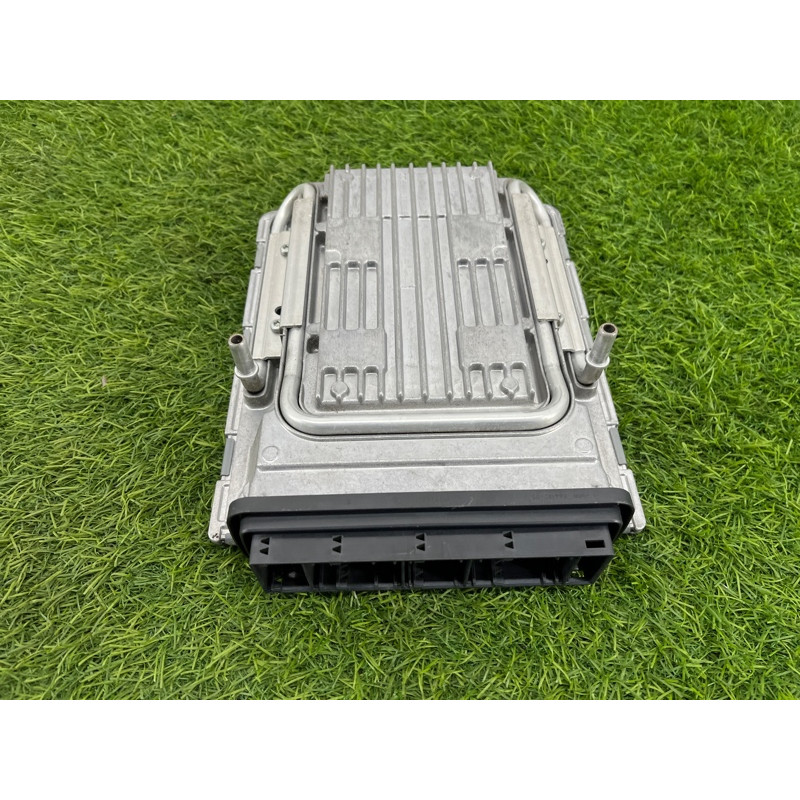 Блок управления двигателем (электрика / блок управления) BMW 5-series F10 2011 N63B44 12148610680