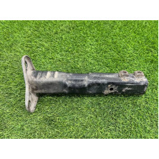 Кронштейн усилителя бампера