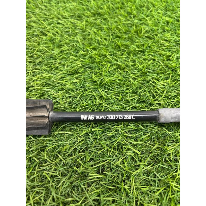 Трос переключения передач (трансмиссия) Volkswagen Passat B8 2016 2.0 tdi 3Q0713266C