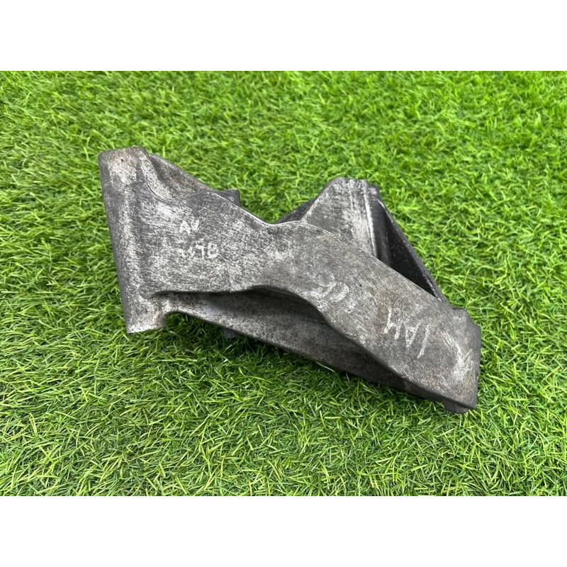 Кронштейн двигателя (кронштейны двигателя) Volkswagen Amarok 2H 2012 2.0 03L199307