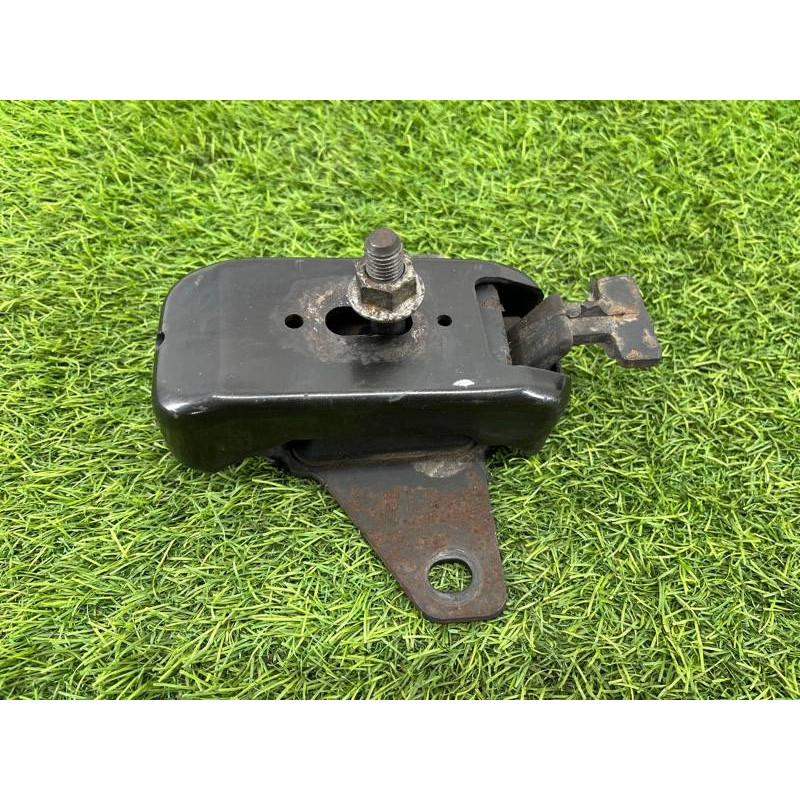 Подушка двигателя (двигатель и элементы) Volkswagen Amarok 2H 2012 2.0 2H0199256A