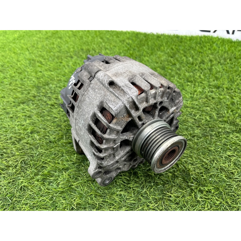 Генератор (электрика) Volkswagen Amarok 2H 2012 2.0 03L903023P