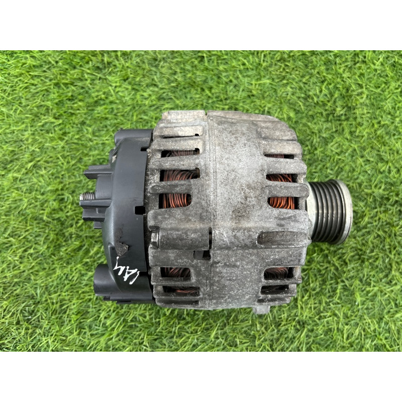 Генератор (электрика) Volkswagen Amarok 2H 2012 2.0 03L903023P