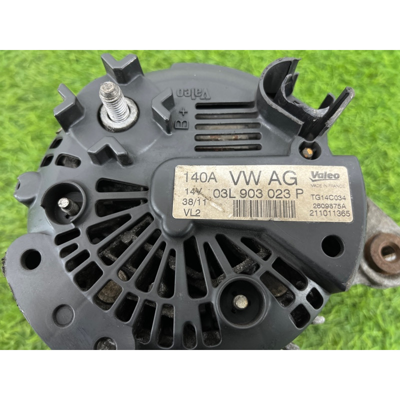 Генератор (электрика) Volkswagen Amarok 2H 2012 2.0 03L903023P