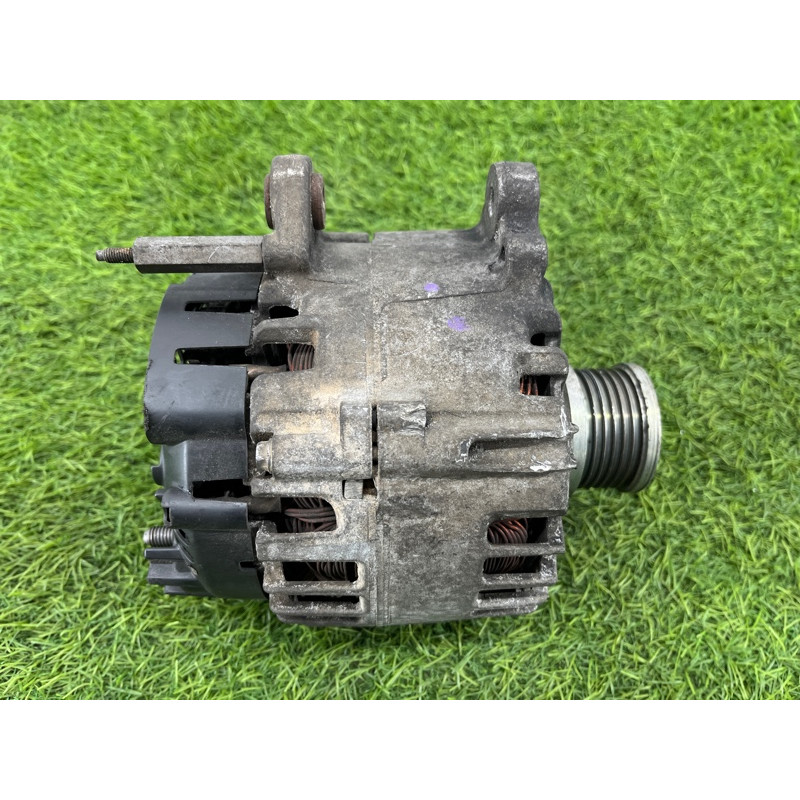 Генератор (электрика) Volkswagen Amarok 2H 2012 2.0 03L903023P