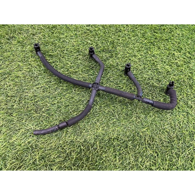 Трубка топливная (топливная система) Volkswagen Amarok 2H 2012 2.0 03L130235M