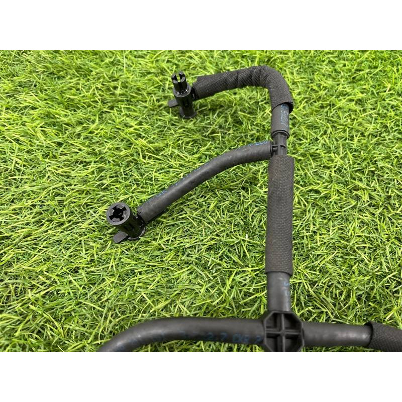 Трубка топливная (топливная система) Volkswagen Amarok 2H 2012 2.0 03L130235M