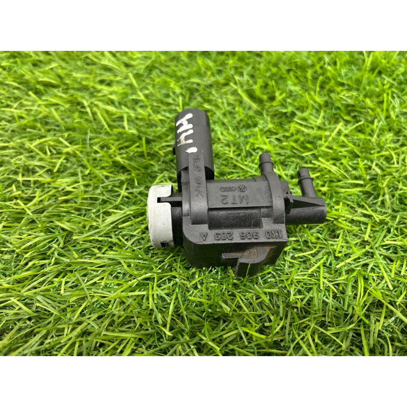 Вакуумный клапан (двигатель и элементы) Volkswagen Amarok 2H 2012 2.0 1k0906283a