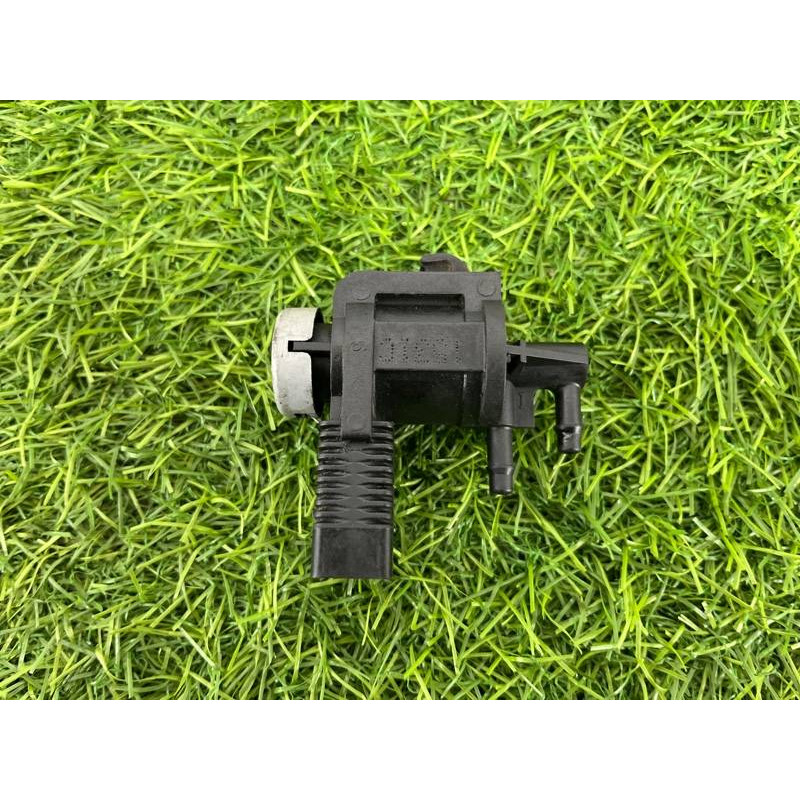 Вакуумный клапан (двигатель и элементы) Volkswagen Amarok 2H 2012 2.0 1k0906283a