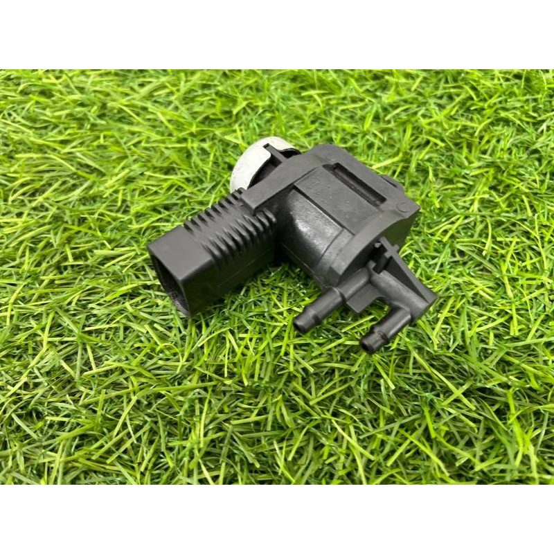 Вакуумный клапан (двигатель и элементы) Volkswagen Amarok 2H 2012 2.0 1k0906283a