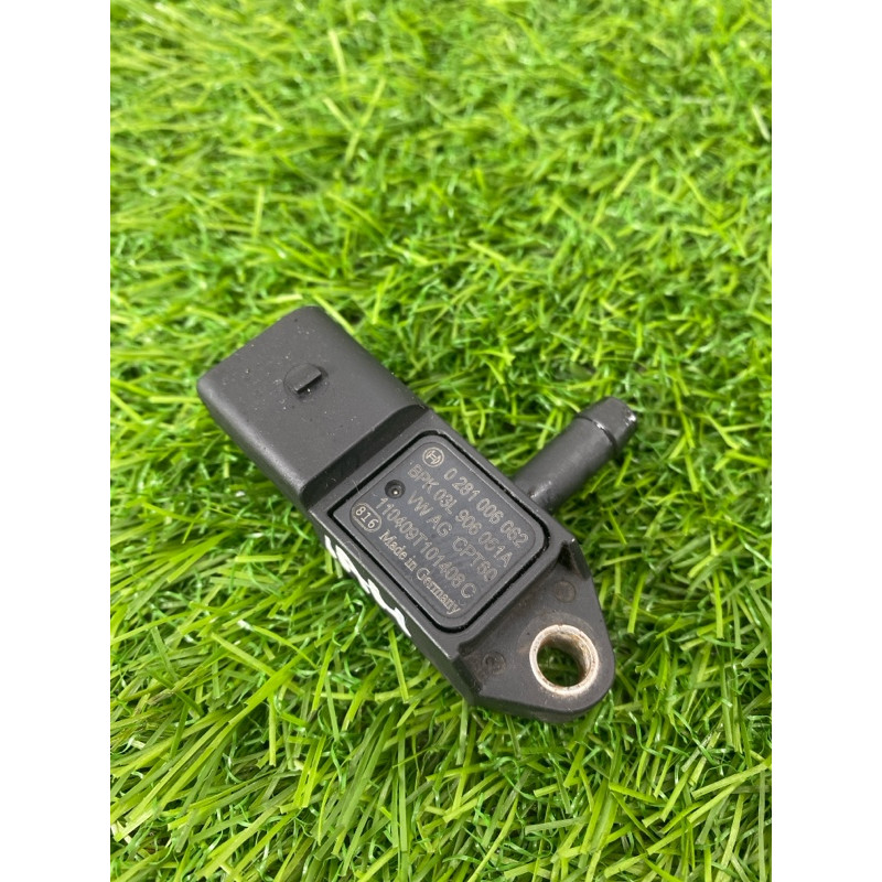 Датчик давления (электрика / датчики) Volkswagen Amarok 2H 2012 2.0 03L906051A