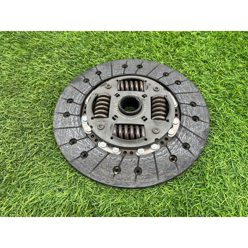 Диск сцепления (трансмиссия) Volkswagen Amarok 2H 2012 2.0 03l141031d